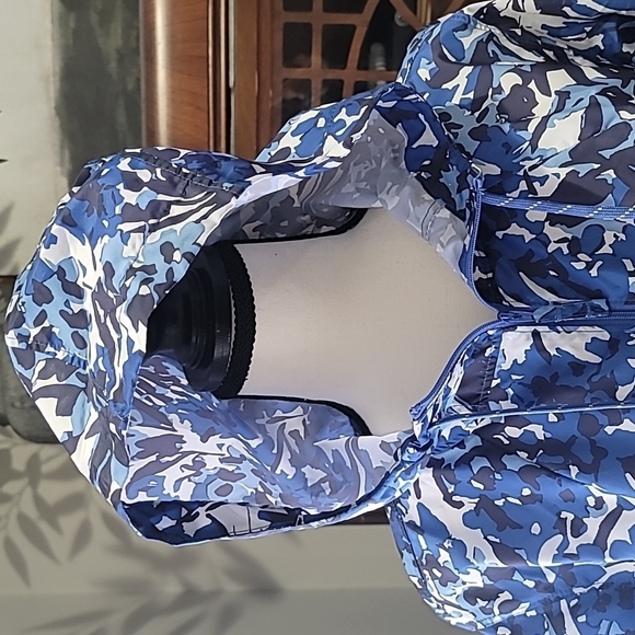 Columbia Flash Forward Printed Zippered Windbreaker Size S - Picture 4 of 17